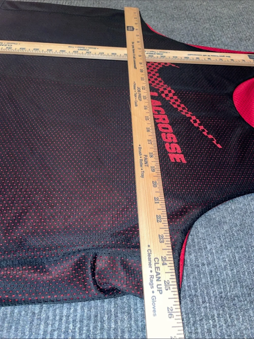 Nike Black and Red Reversible Lacrosse Mesh Pinnie. Size 2X-3X